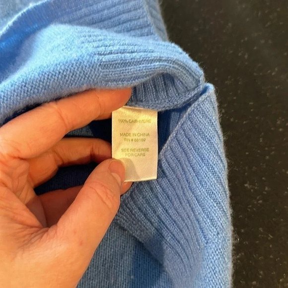 LILY PULITZER 100% Cashmere Baby Blue v-neck Poncho Sweater in Size XS/S - Picture 3 of 10